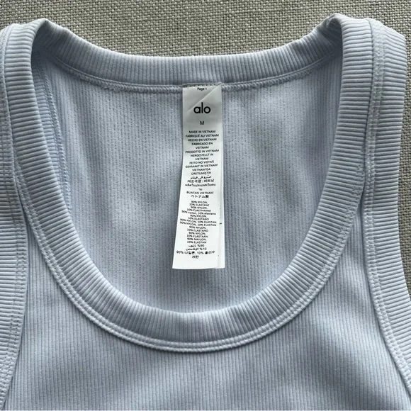 ALO Goddess Ribbed Go-To Tank - Picture 8 of 10